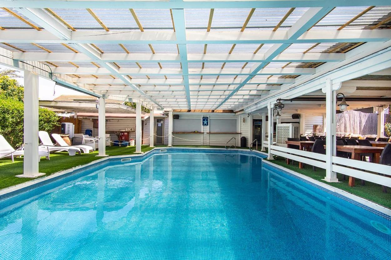 Вилла Nof Glili Mansion Явнеэль Экстерьер фото